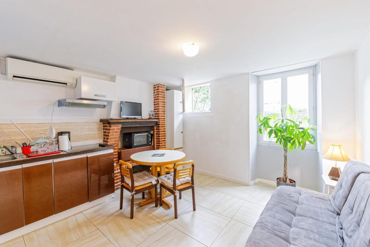 Le Doolie'S Hostel B&B - El Nido - Jardin - Wifi - Vod Biarritz Extérieur photo